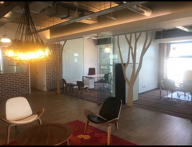 345M² OFFICE RENTED IN CENTURY CITY